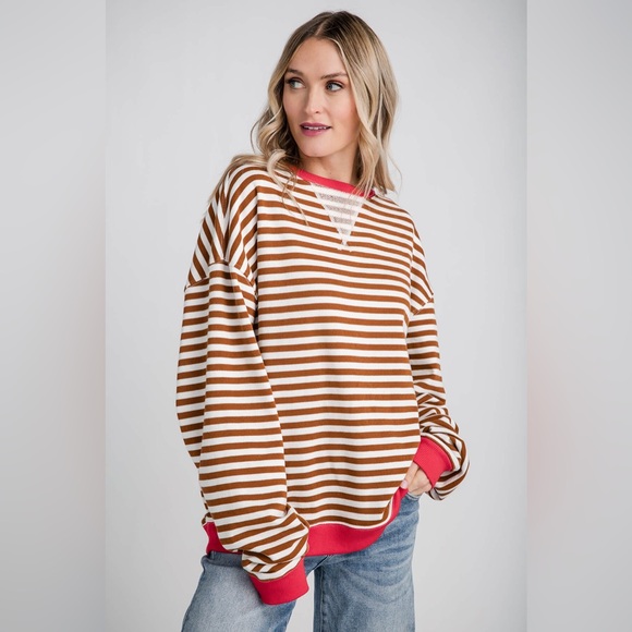 RARE! Free People Classic Striped Oversized Crewneck 🤎❤️ - Picture 5 of 7